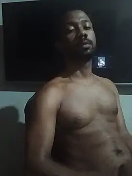 Chat +18 de CristianoRogerr ao vivo