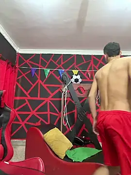 friends_lust_latin Webcam show