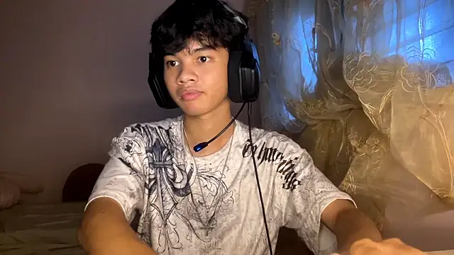 liam_alttwink's Webcam Show