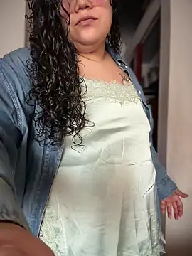 CurlyMilf_Vannexxxa's Live XXX Chat