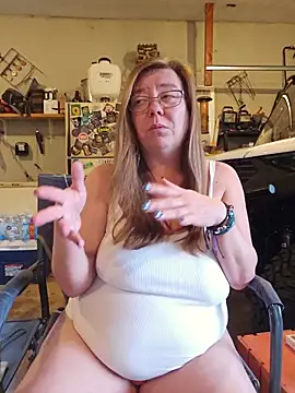 MsShelby40 Live XXX-Chat