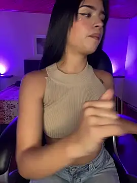 Shalom_pink18 Chat XXX in diretta