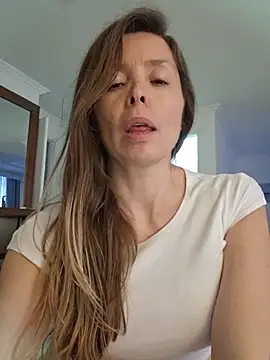 Chatroom XXX en direct de karina_warthon