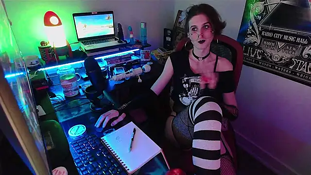 GiRL_POLARiS' Live XXX Chat