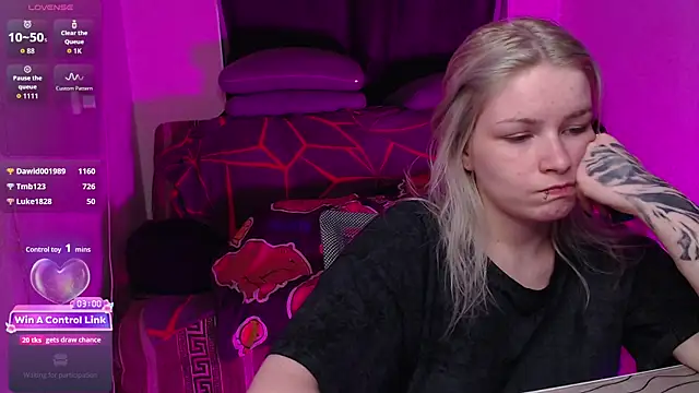 دردشة CherryNight6 الجنسية المباشرة
