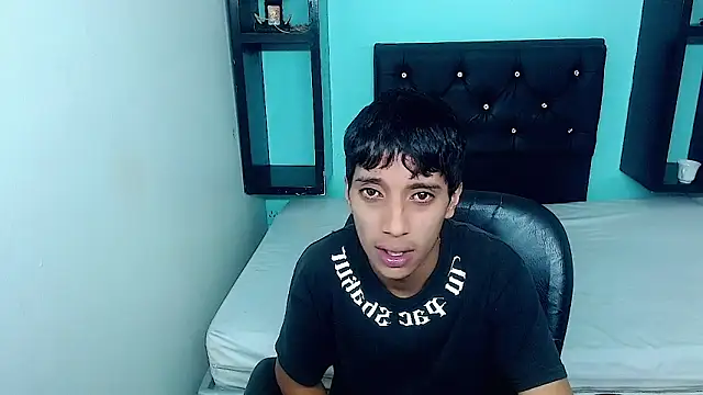jl_brayan12: онлайн-секс-чат