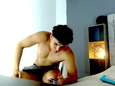 แชท XXX สดของ Rayan_Choi