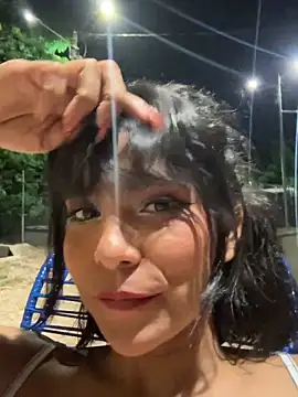 Kitty_Inferno élő XXX-chatje