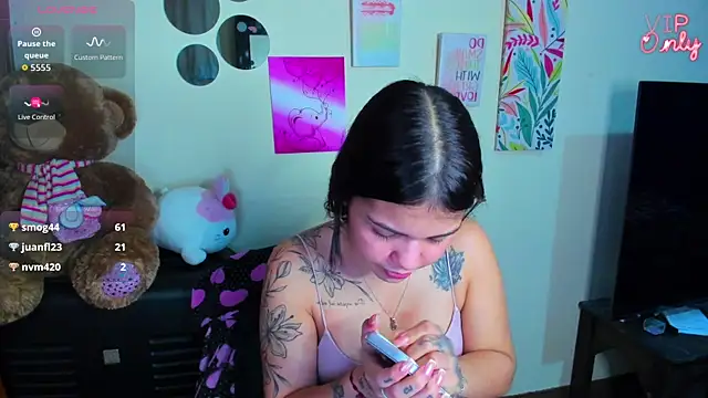 angelina_77's Live XXX Chat