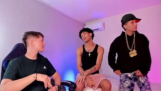 Pokazy przed kamerką – Handsomeboyss19