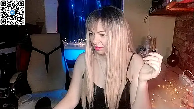 Fluffy_Duffy962 élő XXX-chatje