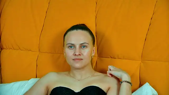 LumeriSoren élő XXX-chatje