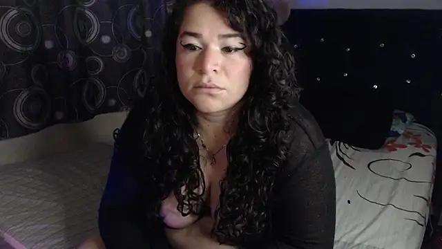 ANGELIQUE_KLANE's Live XXX Chat
