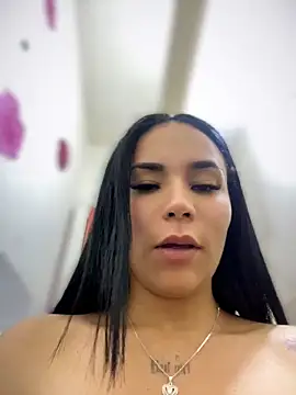 Naatalia's Live XXX Chat