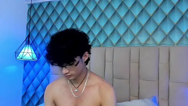 Sofia-Ethan Webcam show