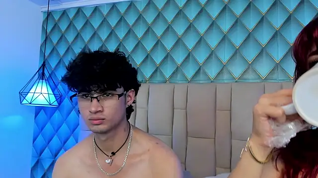 Sofia-Ethan Live XXX-Chat