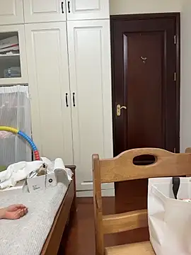 saozi666 网络视讯表演