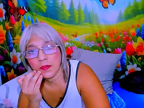 indianroxy 现场XXX聊天