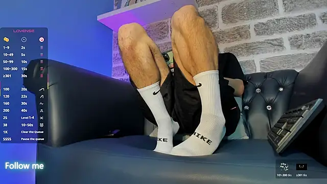 Онлайн чат XXX kevinn_bluee
