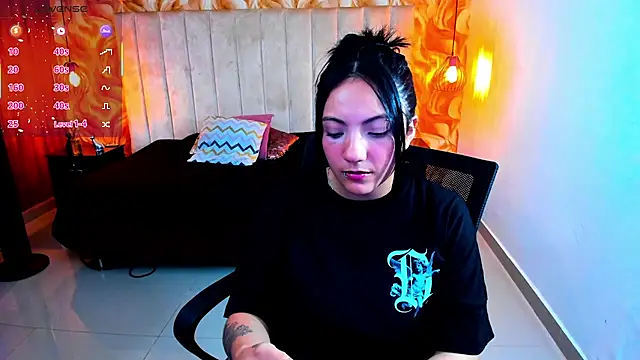 miichael_black XXX чат на живо