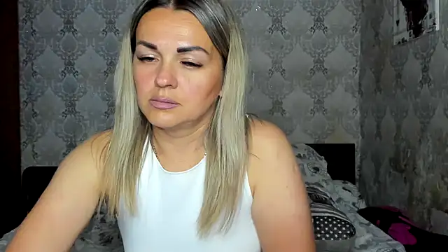 NicoletMoore Live XXX-Chat