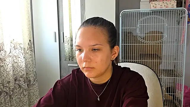 Chat +18 de AtticNobel ao vivo