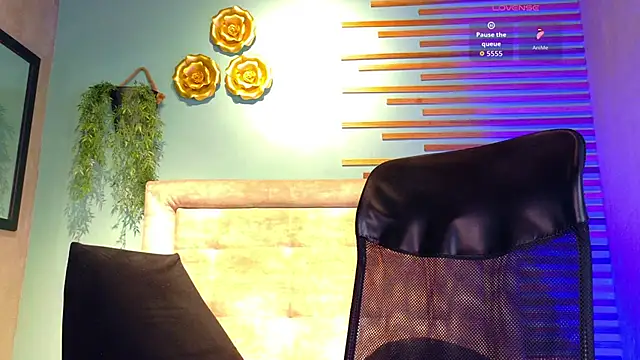 Chat +18 de aalejo_gray ao vivo