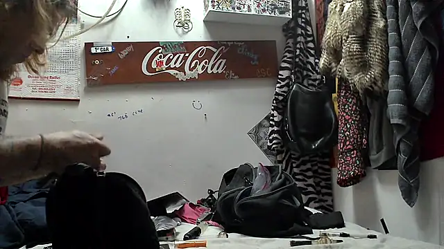 VanillaSnowcones Chat XXX in diretta