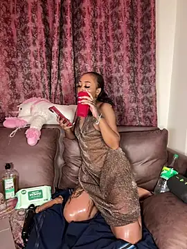 Ruthlessvee Live XXX-chat