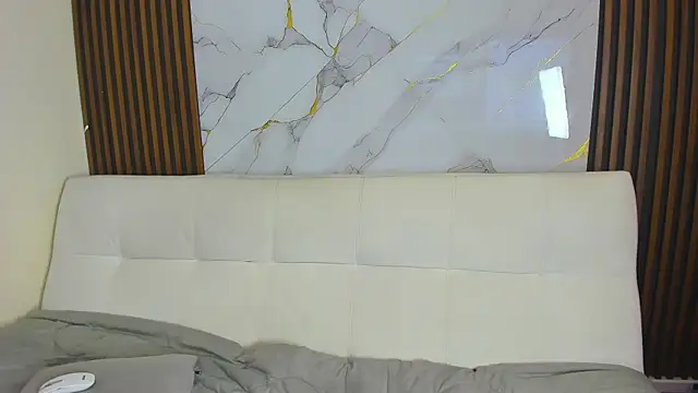 Zoe_Queensn Live XXX chat