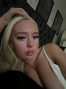 Vanillaheavennn's Live XXX Chat