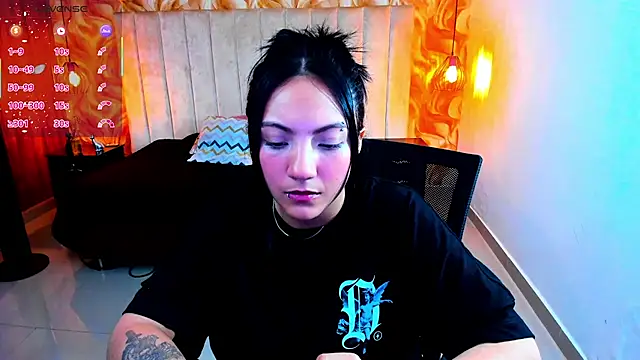 צ'אט XXX בשידור חי של miichael_black