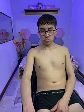 Andy_Norton's Live XXX Chat
