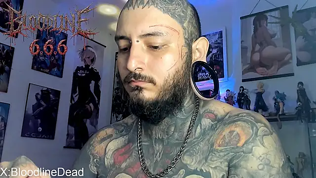 Show modela DEATHINK666XX na web-kameri