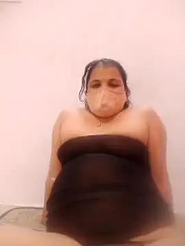 nikkyguddi's Live XXX Chat