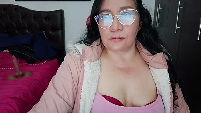 Grace_mature_milf live XXX chat