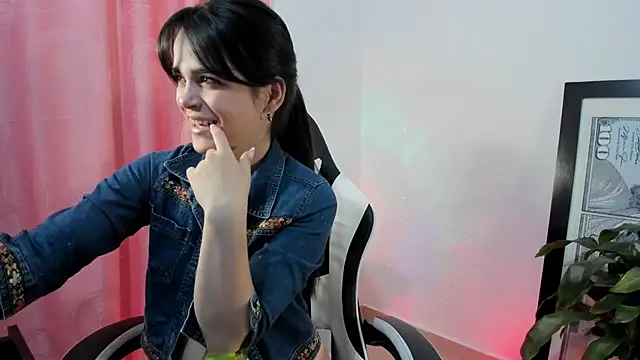 LucianaMoreau live XXX chat