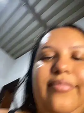 Bigostosa's Live XXX Chat