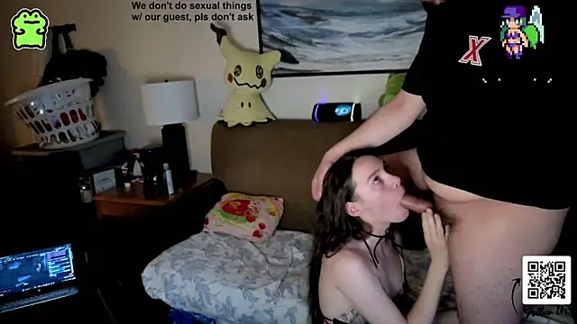 manicpixiedreamfrog Live XXX-Chat