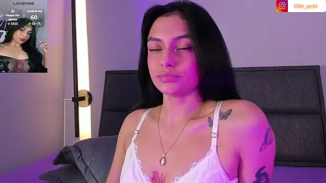 lilith_petit_n Live XXX chat