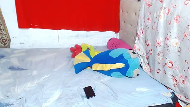 Chat +18 de EvaxEmma ao vivo