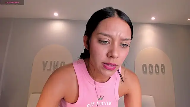 AmaliaCrus' Live XXX Chat
