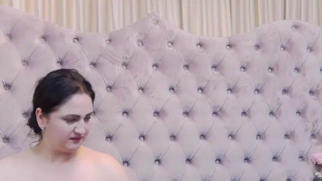 دردشة CassidyVelvet الجنسية المباشرة