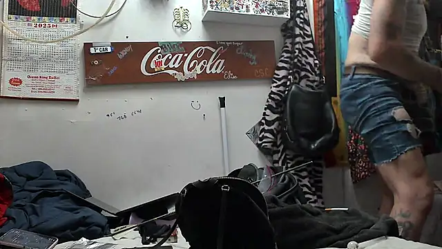 VanillaSnowcones' Live XXX Chat