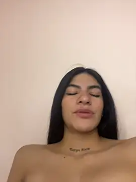 lis_hot_ec Live XXX Chat