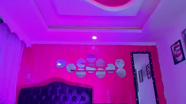 Chat XXX ao vivo de TiffanyMackensyy