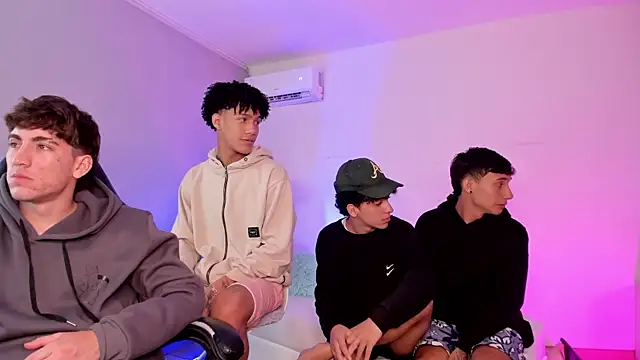 Handsomeboyss19: απευθείας συνομιλία ΧΧΧ