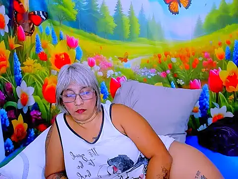 indianroxy élő XXX-chatje