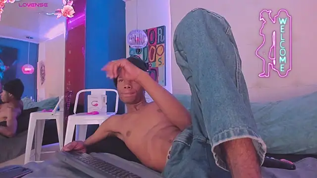 AndyCat3_ – Naživo XXX chat