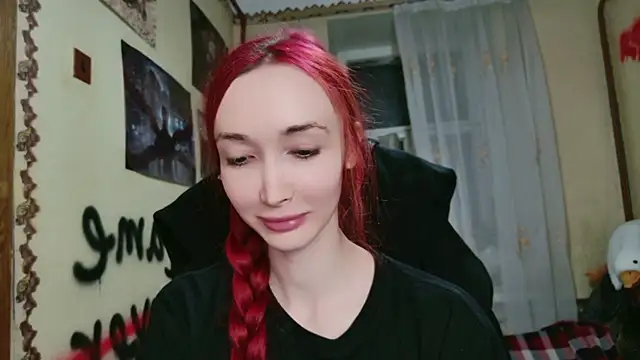 Chat +18 de Roxy_Silver ao vivo